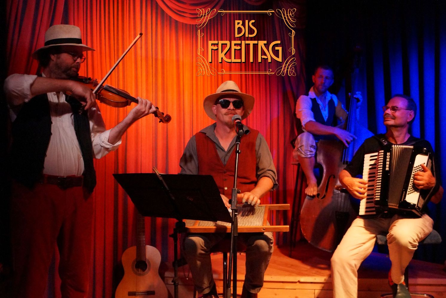 bis freitag live mit chansons und evergreens in der spielerspelunke